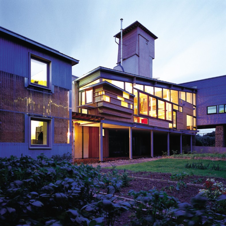 Sarah-Wigglesworth-Architects Stock-Orchard twilight 3600