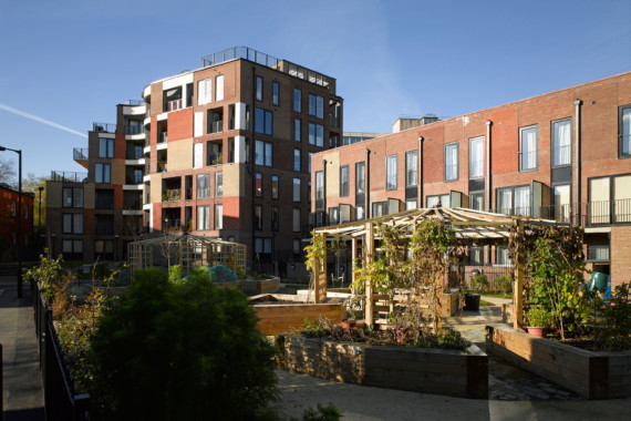 Sarah-Wigglesworth-Architects Muro Garden-View 1800x1200